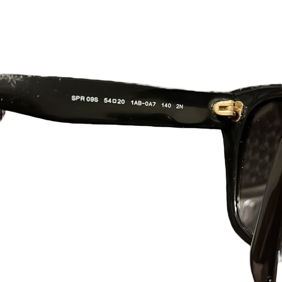 Prada Authenticated black sunglasses - Picture 6 of 7
